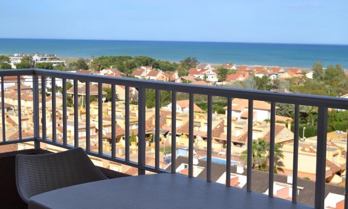 Canet de Berenguer Apartment | Apartamento Con Preciosas Vistas Al Mar,WIFI y piscina de temporada