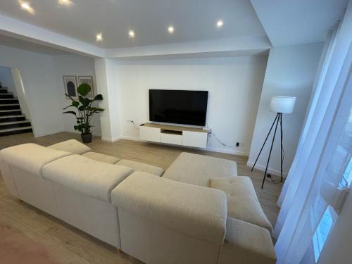 Xativa Apartment | Apartamento Dúplex de Lujo con Terraza Privada y vistas al Castillo - Centro