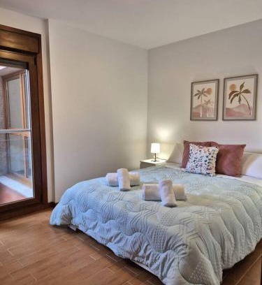 Malpica de Bergantinos Apartment | Apartamento la Última Orilla - Mar y Garaje