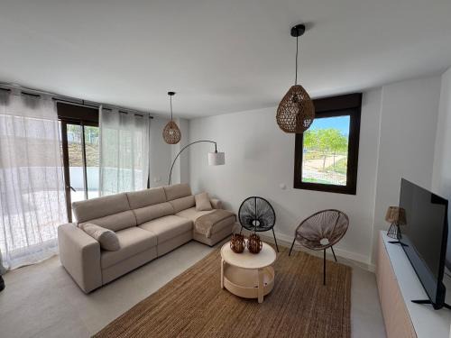 Estepona Apartment | Apartamento República Checa by Croma