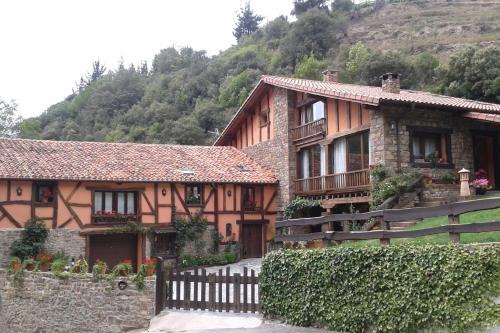 Cillorigo de Liebana Apartment | Apartamento Rustico El Cerezo