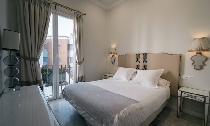 Museo Apartment | Apartamentos Abreu Suites