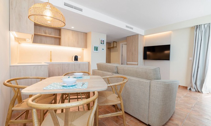 Ciutat de les Arts i les Ciencies Apartment | APARTAMENTOS LAS CIENCIAS H. WIFI+ AIRE ACONDICIONADO+BALCON