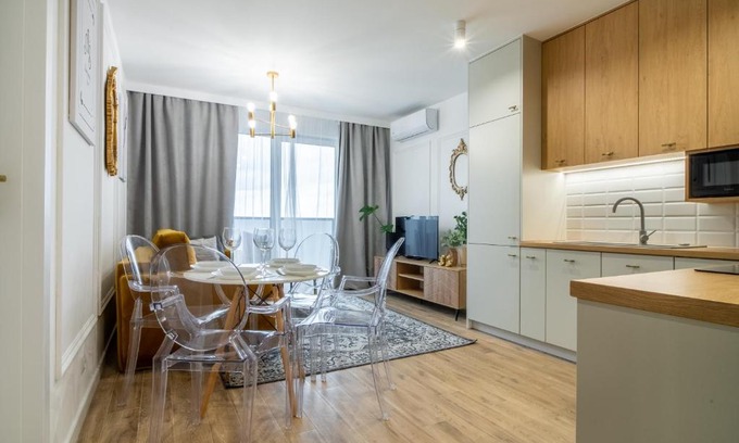 Radom Apartment | ApartamentySnu, Struga Tower Double Gold z parkingiem