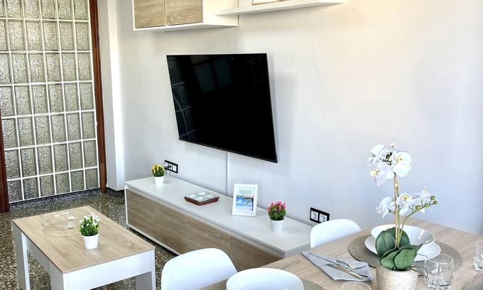 Reus Apartment | APARTBEACH THE CENTRAL AND BRIGHT LANE