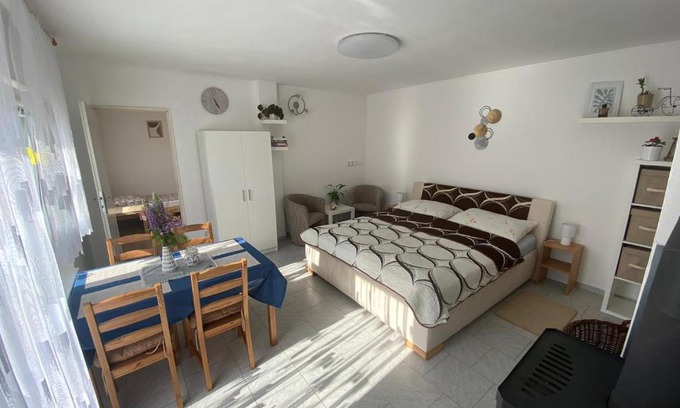 Suchdol nad Luznici Apartment | Apartmán BENÍŠKOVEC, Suchdol nad Lužnicí