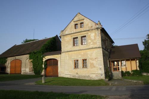 Miskovice Apartment | Apartmán Na statku