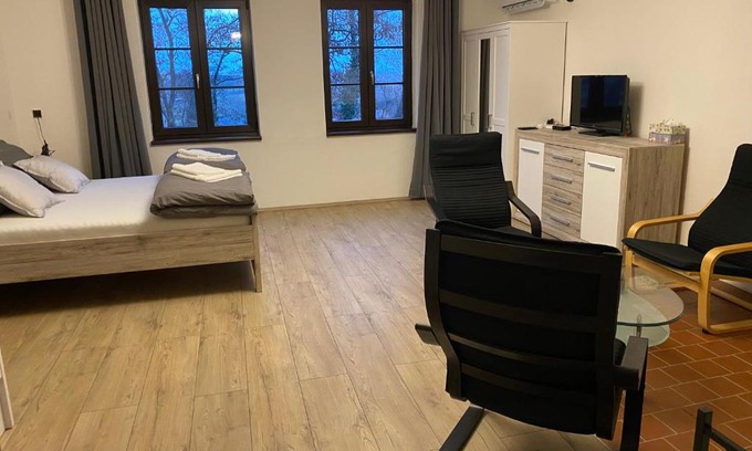 Starovice House | Apartmán Pod Mandloní