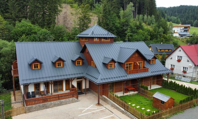 Velke Karlovice Apartment | Apartmány Jezerné
