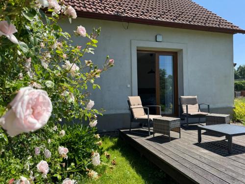 Lasenice House | Apartmány u řeky Nežárky