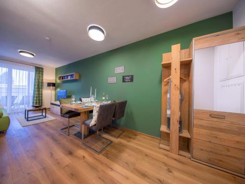 Schonbach Apartment | Apartment in the heart of Neukirchen