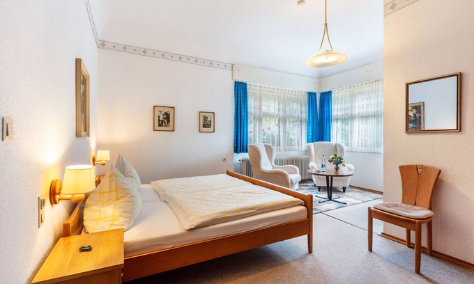 Dachsberg Apartment | Apartment 'Double Room No. 2' with Shared Terrace, Shared Garden and Wi-Fi