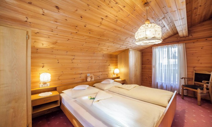 San Leonardo in Passiria Apartment | Apartment 'Residence Pichler 5' with Mountain View, Balcony & Wi-Fi
