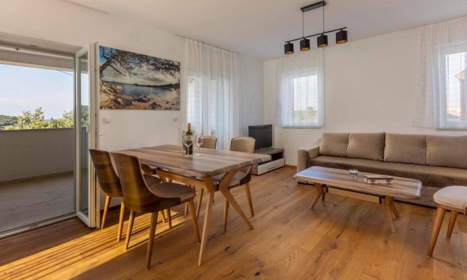 Mali Losinj Apartment | Apartman Ancora 2, balcony and private parking space have Smješten and Sv. Jakovu, 15 km from Malog Lošinja