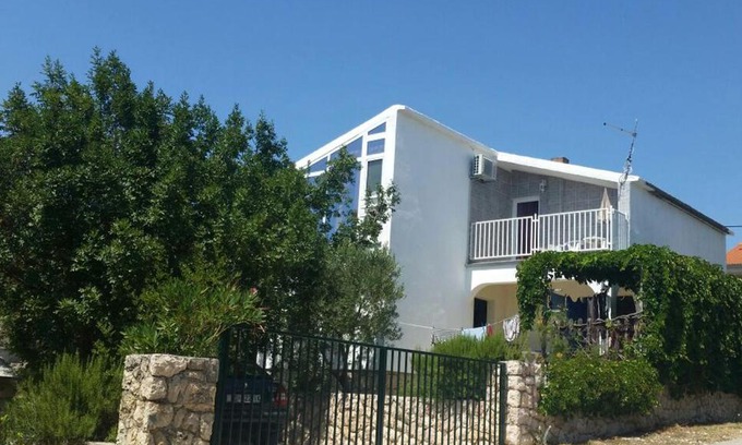 Maslenica Apartment | Apartman Biba