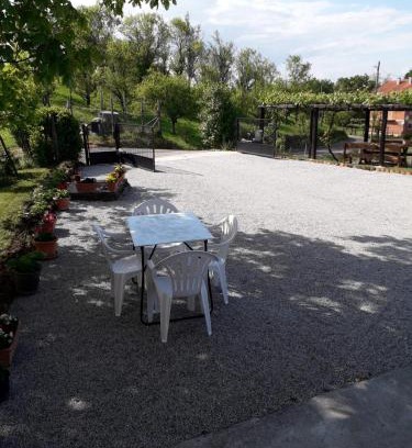 Gvozd House | Apartman-Guest House "Oliver"