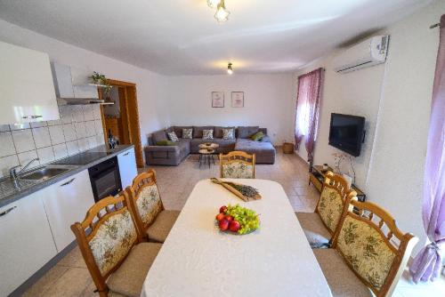 Sinj Apartment | Apartman Lara