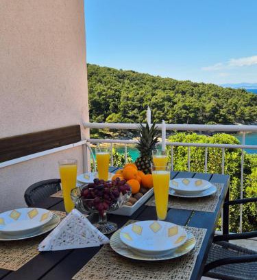 Postira Apartment | Apartman Nina