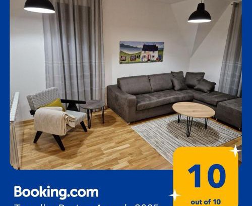 Kolasin Apartment | Apartman u centru Kolasina sa garazom
