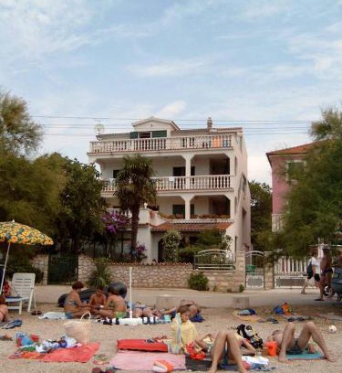 Pirovac Apartment | Apartmani Božena Jelušić