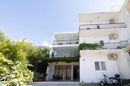 Tucepi Apartment | Apartmani Marta