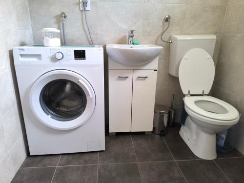 Denovici Apartment | Apartmani Mijović