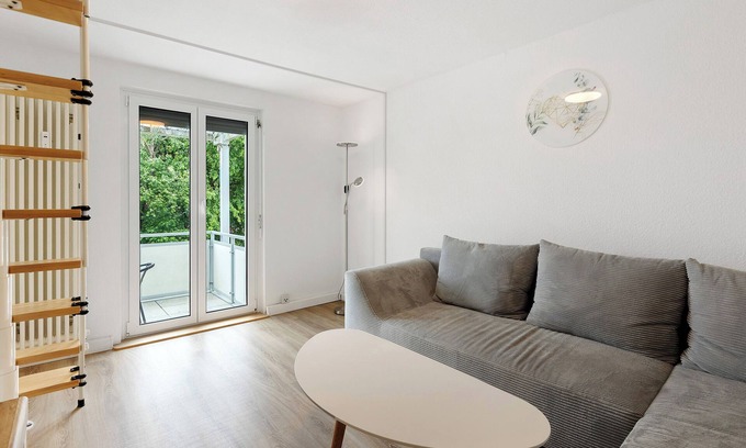 Radolfzell am Bodensee Apartment | Apartment 'Luna' with Balcony and Wi-Fi