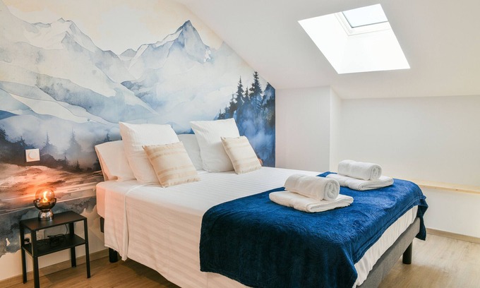 Saint-Pierre-d'Albigny Apartment | Apartment 'Entre Cimes Et Vignes - Clim Wifi' with Mountain View, Wi-Fi and Air Conditioning