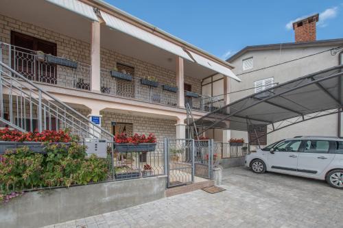 Murine Apartment | Apartmenst Saban 1709