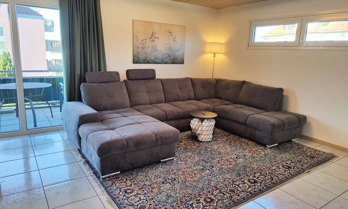 Hoyren Apartment | Apartment '2' with Shared Terrace, Shared Garden and Wi-Fi