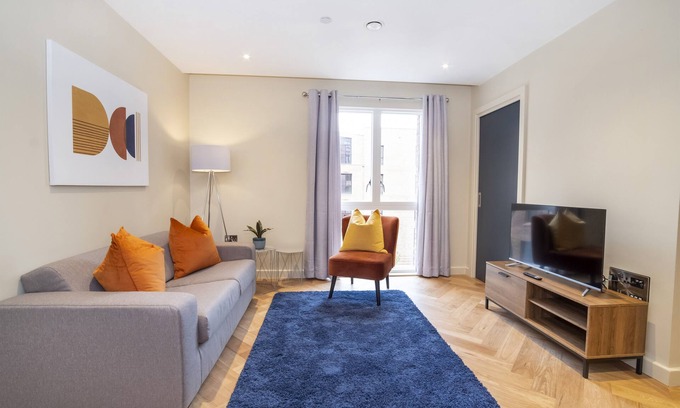 York Cottage | Apartment 28 Hudson Quarter Luxury Apartments - sleeps 4 guests in 1 bedroom