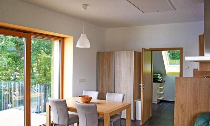 Poehl Apartment | Apartment 3 with balcony - Gästehaus Schloßhalbinsel