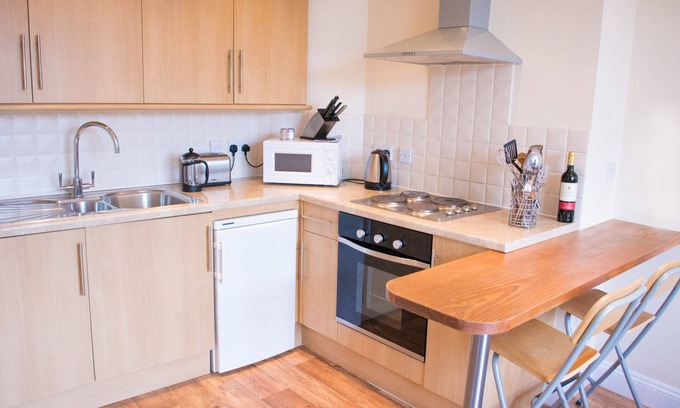Norwich Cottage | Apartment 3 | York Terrace - One Bedroom Walking Distance to the City Centre!