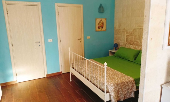 Torre Chianca Villa | APARTMENT 4 SLEEPS IN A VILLA ONLY 100MT FROM THE SEA OF SAND