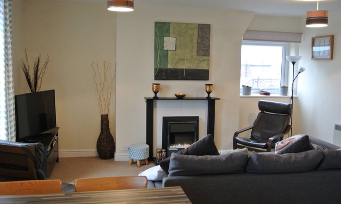 Bridlington Old Town Apartment | Apartment 5 self-contained 1 bed plus sofa bed sleeps 4 Bridlington North side