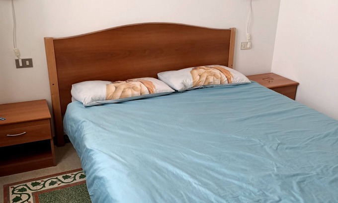 San Terenzo Apartment | Apartment 50m from the beach (umbrellas and sunbeds can be rented on the beach)