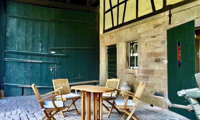 Neuried Apartment | Apartment '6' with Private Terrace and Shared Garden