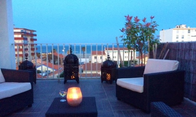 La Jetee Apartment | APARTMENT 70 M2 TERRACE 42M2 SOLARIUM SEA VIEW PARKING WIFI