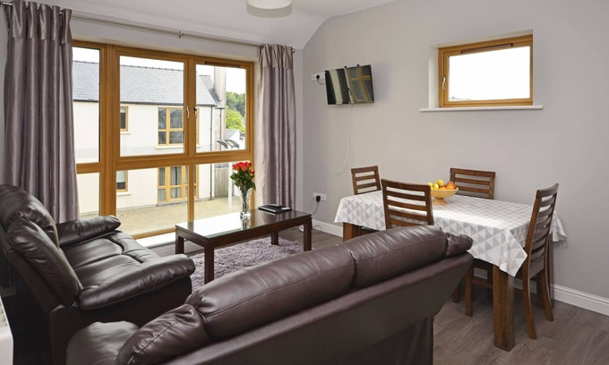Letterfrack Cottage | Apartment 714 Letterfrack - sleeps 4 guests in 3 bedrooms