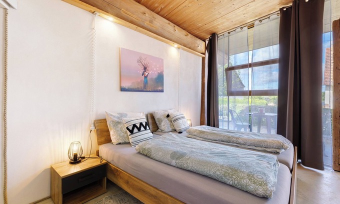 Rosenfeld Apartment | Apartment '-8-die Acht, Studio 25qm' with Private Terrace, Shared Garden and Wi-Fi