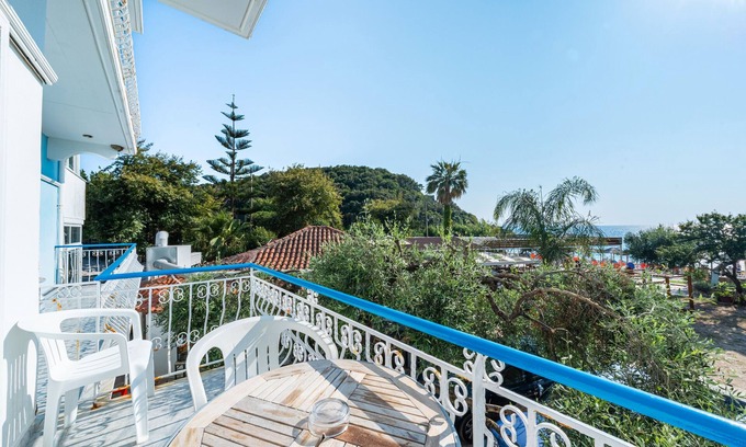 Parga Apartment | Apartment 'Alex Bar 3' with Sea View, Wi-Fi and Air Conditioning