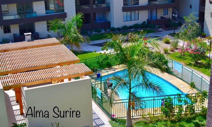 Arica Apartment | Apartment Alma Surire pool view