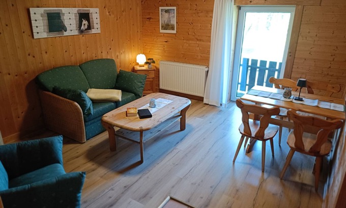 Steinfurt Apartment | Apartment 'Alter Ponystall' with Shared Terrace, Shared Garden and Wi-Fi