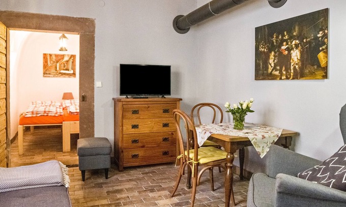 Bickensohl Apartment | Apartment 'Altes Rathaus' with Shared Garden