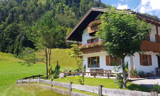 Wallgau Apartment | Apartment "Am alten Skihang" on the ground floor, sunny and quiet location, 80sqm