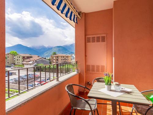 Colico Piano Apartment | Apartment Andy by Interhome