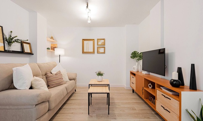 San Felipe Neri Apartment | Apartment 'Apartamento Centrico Mar' with Wi-Fi and Air Conditioning