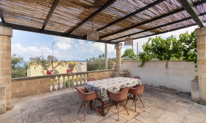 Marina Serra Apartment | Apartment 'Appartamento Rosa' with Sea View, Private Terrace and Wi-Fi