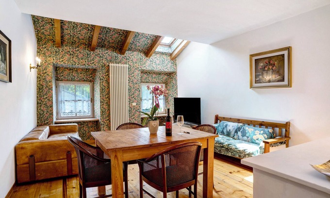 Barco Apartment | Apartment 'Appartmento Cantina Romanese 1' with Mountain View, Private Terrace and Wi-Fi