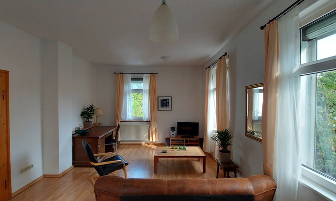 Weststadt House | Apartment at Levinscherpark, 3km from downtown